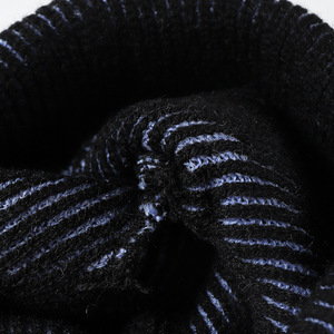 Gorro de Punto Acrílico 100% Personalizado con Logotipo, Diseño de Bloques de Color y Rayas Verticales, Cálido y Acogedor para Invierno, con Puño Elástico, Estilo Gorro de Calavera, para Playa - Product Image 6