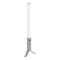 Baguette lumineuse RVB pleine couleur 10W prête à être expédiée avec CCT 2500-9900K et chargement Type-C pour tournages en studio