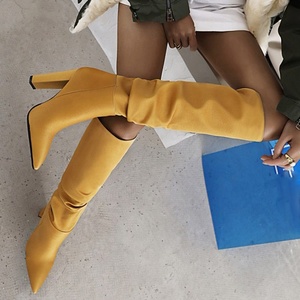 Bottes hautes pour femme à bout pointu, talon épais, design plissé, dessus lisse, grande taille 43, chaudes, à enfiler, pour soirée et maison - Product Image 5