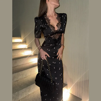 Robes de soirée chic pour femmes, manches longues, mini, chic, col en V, taille cintrée, épaulettes, robe élégante noire pour femmes, 2026