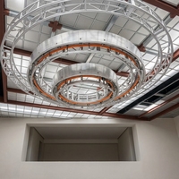 Structure de scène rotative en alliage d'aluminium avec système de levage pour discothèque et bar