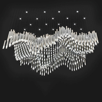 Lustre en verre tubulaire long à design moderne, sur mesure, pour hall d'hôtel, escalier, villa, hôtel