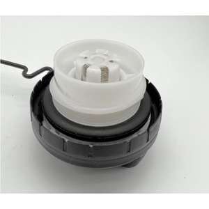 Poignée du bouchon de réservoir de carburant Jm 77300-07030 pour Toyota, essence uniquement, avec tirette - Product Image 3