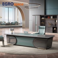 Table de Direction de Luxe EGROspace pour Dirigeant, Mobilier de Bureau Exécutif en Placage, Solution de Bureau