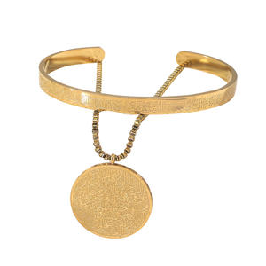 เครื่องประดับสัญลักษณ์นูน Ayatul <span class=keywords><strong>kursi</strong></span> และ <span class=keywords><strong>4</strong></span> <span class=keywords><strong>Qul</strong></span> ข้อบนสร้อยคอจี้เหรียญเครื่องประดับมุสลิมสําหรับเป็นของขวัญ - Product Image 5