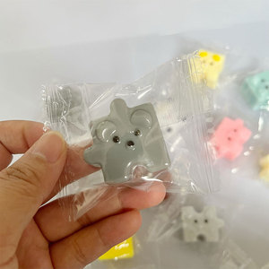 CHENXI Nuevo Diseño Llaveros Colgantes de Rompecabezas Juguetes de Descompresión Pinch Taba Juguetes Sensoriales Lindos para Apretar - Product Image 2
