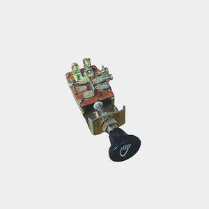 Interruptor de Faros Delanteros Hanwen EN711000 de Tres Posiciones para Tractor, Vehículo Agrícola, Modificación y Actualización - Product Image 1