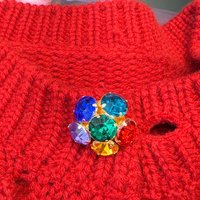 Cardigan tricoté à manches longues et col rond pour femme avec motif crochet 3D + dentelle, couleur rouge chinois, style Nouvel An