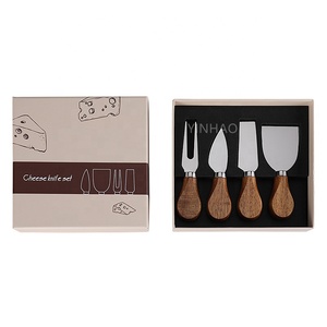 Set di Coltelli per Formaggio Personalizzato Perfetto per Taglieri, Mini Set di Coltelli in Acciaio Inox con Manico in Legno - Product Image 5