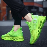 Chaussures de sport respirantes tendance pour femmes, style course et marche, collection Printemps-Été 2026, confortables pour hommes et femmes, idéales pour la gym et les loisirs.