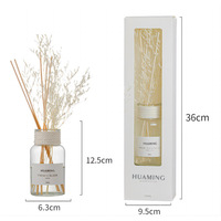 Diffuseur de parfum d'ambiance en verre transparent rond de 100 ml avec logo personnalisé, bâtonnets naturels, style minimaliste français, cadeau décoratif pour la maison