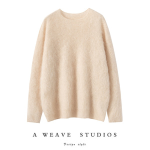 Maglione Invernale Senza Cuciture in Puro Cashmere 100% Personalizzato di Lusso, Pullover Classico a Collo Tondo con Maniche Lunghe per Donna - Product Image 6