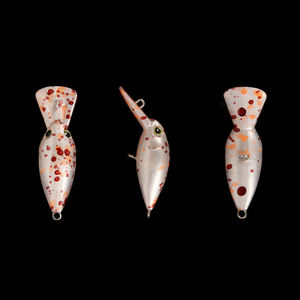 Nouveau 30mm 2.2g haute fréquence flottant Crankbait large langue plaque manivelle leurre pour poisson d'eau douce et saumon pêche à la truite en rivière