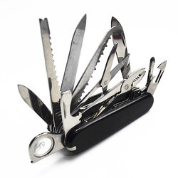 Coltellino Svizzero Multifunzione 17 in 1 in Acciaio Inox, Design Versatile con Sega, Pinze e Strumenti EDC - Product Image 2