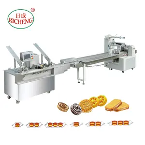 Fully Automatic Two Lane One/two Color Chocolate Cream Biscuit Sandwiching Machine Connected On Edge Tray Free Packing Machine