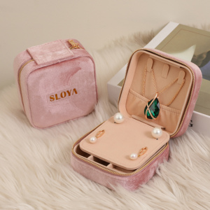 Wholesale Velvet Square Zipper Closure Fashionable Travel Jewelry Box Organizer Custom Logo Earring Ring Necklace - Product Image 4