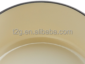 Cocotte en fonte émaillée bleue avec couvercle et poignées en acier inoxydable pour cuisinières à gaz et à induction - Product Image 5
