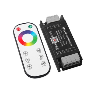Télécommande intelligente RF tactile haute tension AC110V/220V WiFi Tuya <span class=keywords><strong>RGB</strong></span> <span class=keywords><strong>LED</strong></span> avec portée de 30 m et charge maximale de 1500 W pour bande lumineuse - Product Image 3