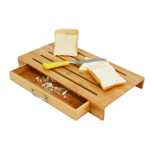 Trancheuse à pain en bois de bambou rectangulaire personnalisée en gros avec couteau en acier inoxydable pour le pain fait maison, gâteau - Product Image 1