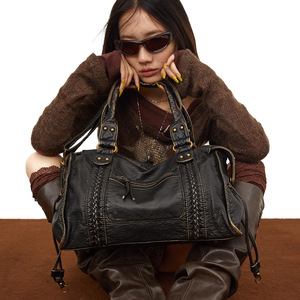 <span class=keywords><strong>Sac</strong></span> bandoulière messager grande capacité pour femme, style vintage rétro européen-américain, en toile délavée, multi-poches, avec fermeture éclair, idéal pour l'été et la moto - Product Image 1