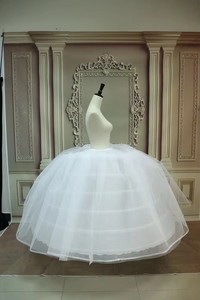 P6240-1 Sottogonna da Sposa Bianca a Due Strati con Sei Cerchi per Spose - Product Image 3