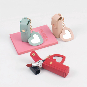 Llavero de Cuero de Lujo con Bolsa de Almacenamiento, Colgante de Corazón, Soporte para Lápiz Labial - Product Image 4