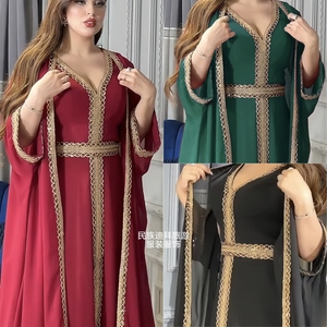 ชุดเดรสอาบายาทำจากโพลีเอสเตอร์สองชิ้นเสื้อคลุมซิลินสวยงามสำหรับงานเทศกาลกูร์ปังใหม่ข้ามพรมแดนดูไบสำหรับฤดูร้อน