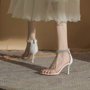 Zapatos de novia blancos de verano para mujer, tacones altos, diseño exquisito, tratamiento antideslizante, ideales para fiestas elegantes - Product Image 5