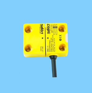 Interruptor de Seguridad Sin Contacto SNC-20(P 2M) con Instalación Flexible y 2 Tipos de Contacto, Salida IP67 y PNP para Monitoreo de Posición de Puerta - Product Image 1