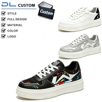 Chaussures de skate décontractées pour hommes, à lacets, basses, à plateforme épaisse, en cuir synthétique, avec impression d'art graffiti personnalisée