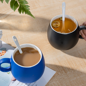 Mug en céramique à grande capacité, émail mat en porcelaine sublime multicolore, compatible lave-vaisselle et micro-ondes, cadeaux d'affaires, logo personnalisé, simple - Product Image 6