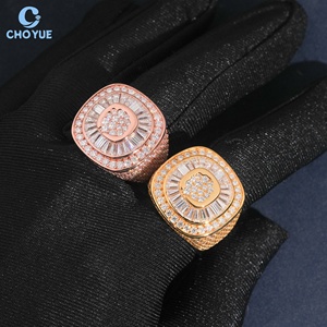 Bague Hip Hop pour Homme Plaqué Or 3 Couleurs avec Moissanite VVS Clarity Taille Baguette et Ronde, Sertie de Pierres, pour Usage Quotidien, Vente en Gros - Product Image 5