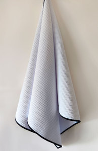 Tùy Chỉnh Màu Đen Cạnh Biên Giới 16*24 Sợi Nhỏ Waffle Polyester Thăng Hoa Trống Golf Khăn Với Carabiner - Product Image 2