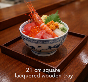 ถาดไม้ทรงสี่เหลี่ยม “อุทาเกะ” 7.0 นิ้ว ขอบมีร่อง ขนาด 21 ซม. / ถาดสี่เหลี่ยมเคลือบเงา สไตล์ญี่ปุ่น สำหรับคาเฟ่ ขนมมัทฉะ ถ้วยชา - Product Image 1