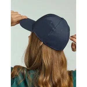 Cappellino da baseball: merchandising sostenibile - Product Image 3