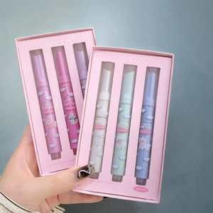 ลิปสติกแบบแท่งขายส่ง ลิปบาล์มเนื้อเจลลี่ขี้ผึ้ง ให้ความชุ่มชื้น สีสวย ฉ่ำวาว น่ารัก ช่วยให้ริมฝีปากดูอวบอิ่ม พร้อมบริการติดฉลากตามสั่ง - Product Image 1