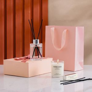 Juego de Regalo de Velas Aromáticas de Cera de Soya con Etiqueta Personalizada al por Mayor 2023, en Frascos de Vidrio Blanco y Negro - Product Image 2