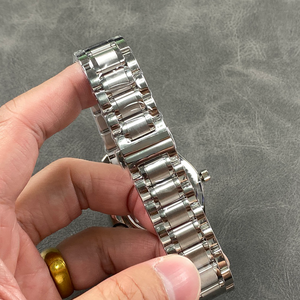 Reloj de Pulsera Elegante de Alta Calidad con Movimiento Mecánico Automático, Esfera de Cristal de Zafiro y Resistencia al Agua de 3 BAR - Product Image 4