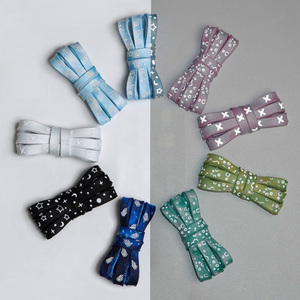 Lacets personnalisés de haute qualité réfléchissants 8mm de large double couche plats imprimés de sécurité lacets en polyester à motifs colorés et foncés - Product Image 3