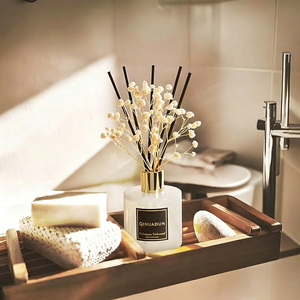 Diffuseur de parfum en bois de teck naturel à base de plantes, écologique, longue durée, parfum fruité frais, sans phtalates, sans parabènes - Product Image 3