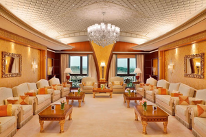 Ensemble de mobilier d'hôtel de luxe 5 à 7 étoiles, style royal de Dubaï, suite de chambre à coucher, sur mesure, sculpté à la main pour projet présidentiel - Product Image 5