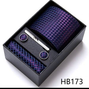 Elegant Men's Tie <b>Gift</b> <b>Set</b> - Perfect for Father's Day - Product Image 4