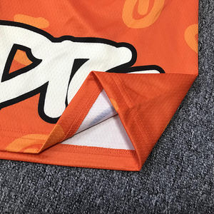 กางเกงขาสั้นบาสเก็ตบอลฮิปฮอปสำหรับผู้ชายสไตล์สตรีทชุดกีฬาออกแบบได้ตามต้องการ - Product Image 6