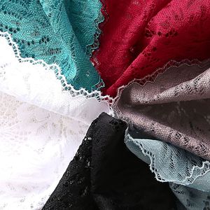 Culottes sexy transparentes en dentelle pour femmes, taille basse, découpées en V, en maille, lingerie érotique en gros - Product Image 4