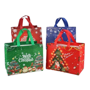 Vente en gros de sacs-cadeaux de noël personnalisables, recyclables et non tissés, réutilisables, laminés avec logo imprimé fabriqué au Vietnam - Product Image 6