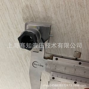 Válvula Solenoide Iluminada Importada de Italia, Compatible con SUN HF COMATROL EATON, etc. para Válvulas Hidráulicas - Product Image 4