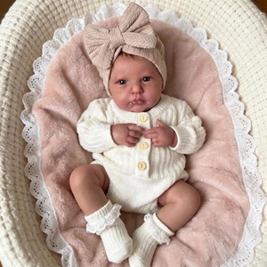 Muñeca de Silicona Reborn con Cuerpo de Tela Suave, Juguetes de Muñecas de 19 Pulgadas, Muñeca Realista para Niñas, Muñecas Reborn de Silicona - Product Image 1