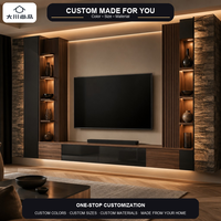 Console TV flottante moderne sur mesure avec colonnes latérales, piliers en placage de pierre et étagères ouvertes pour grand salon, hôtel, villa