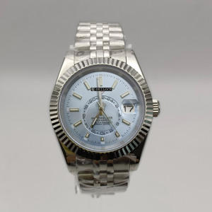 นาฬิกาข้อมือจักรกลรุ่นใหม่ ขอบหน้าปัดแบบฟันเฟือง กลไก NH35 ฝาหลังสแตนเลส สไตล์ธุรกิจและแฟชั่น - Product Image 1