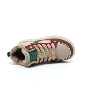 Nuevas Zapatillas Planas Impermeables de Algodón con Cordones y Suela Gruesa para Estudiantes Femeninas, con Aislamiento de Terciopelo, Colección Otoño 2026 - Product Image 4